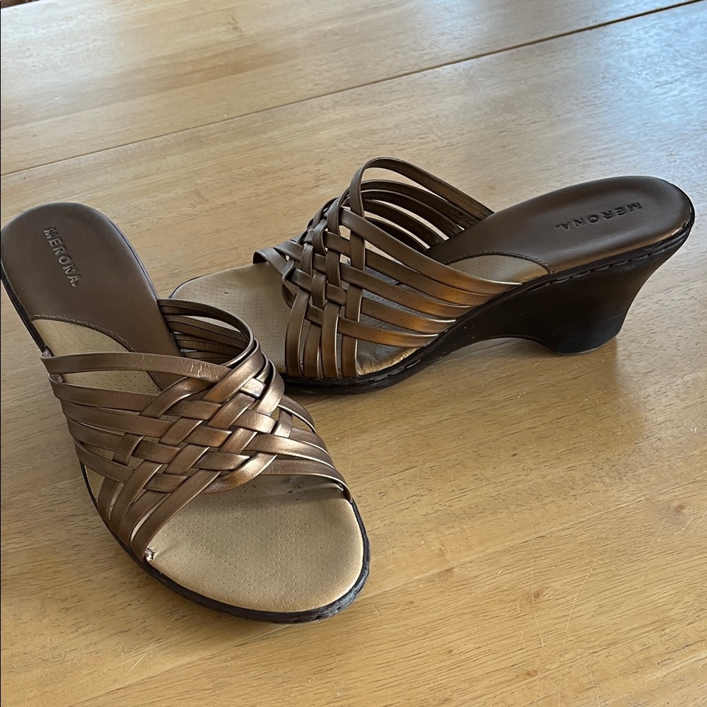 Merona Women's Bronze Woven Wedges